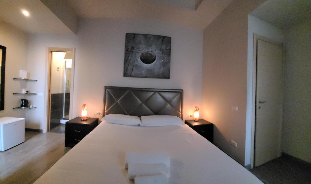 Romantic Dreams Sistina Guest House Exterior photo